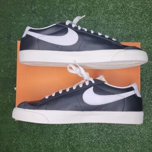 Nike Blazer Low '77 VNTG size 13